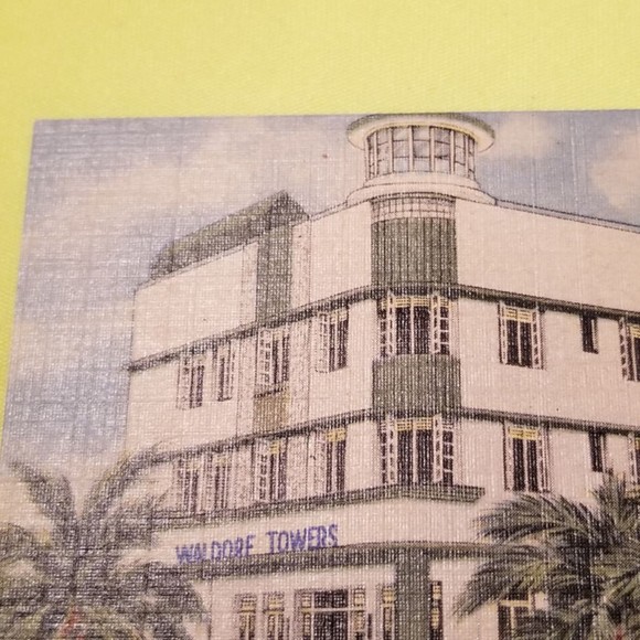 Vintage Postcard Waldorf Towers Miami - Picture 6 of 10